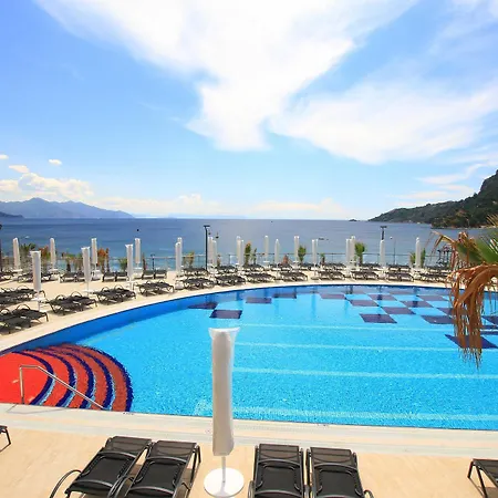 Turunc Premium Otel