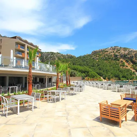 Turunc Premium Otel *