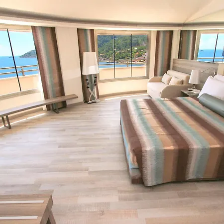 Otel Turunc Premium *